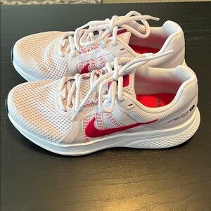 Nike Run Swift 2 (Venice/Mystic Hibiscus) Running Sneakers